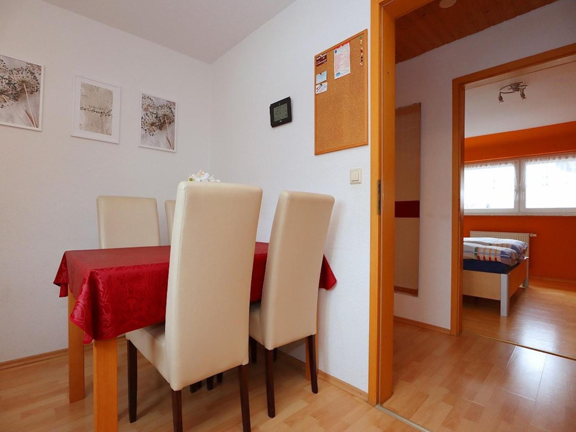 Cozy Apartment In Schwenningen With Garden Villingen-Schwenningen Extérieur photo