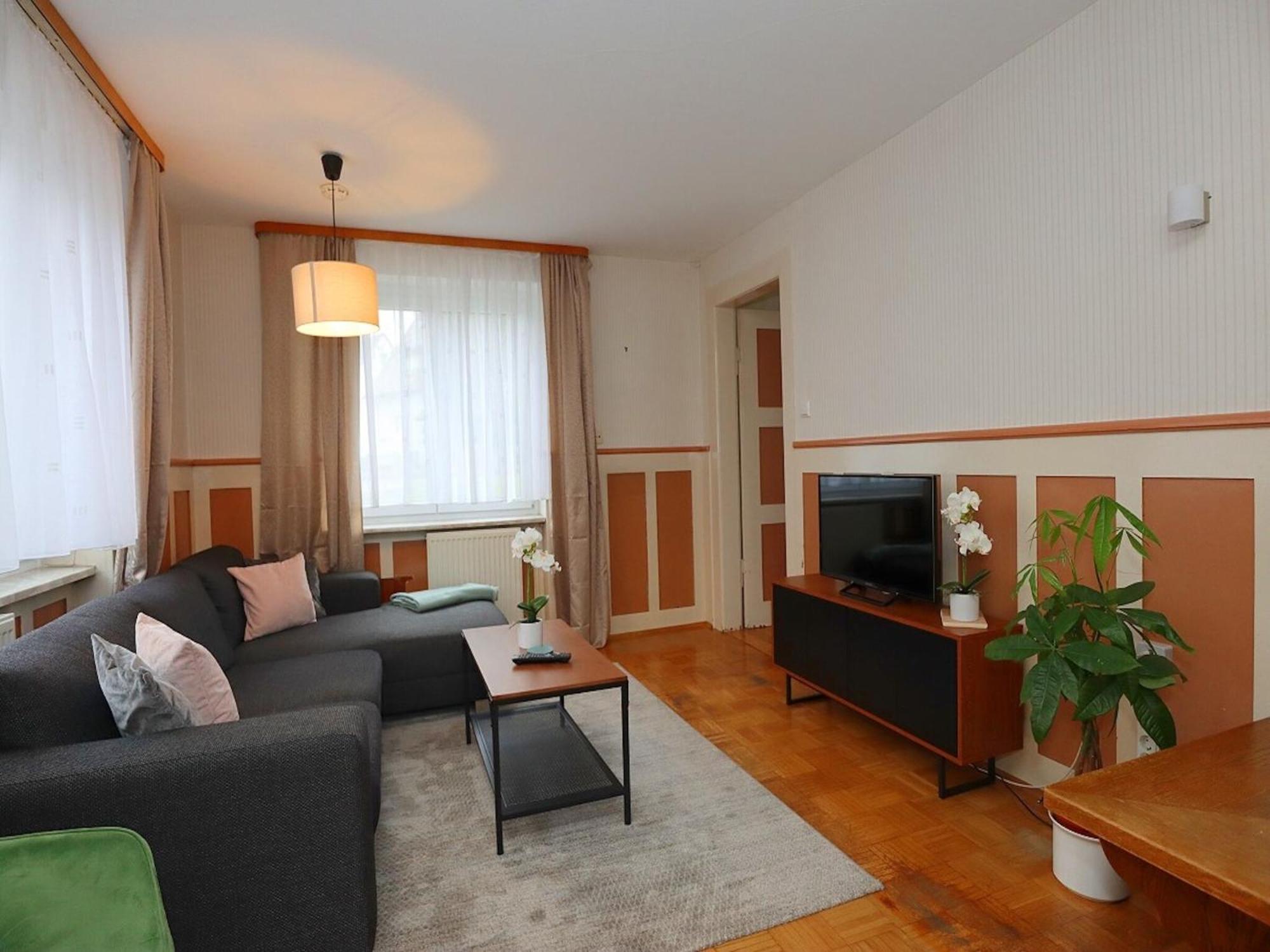 Cozy Apartment In Schwenningen With Garden Villingen-Schwenningen Extérieur photo