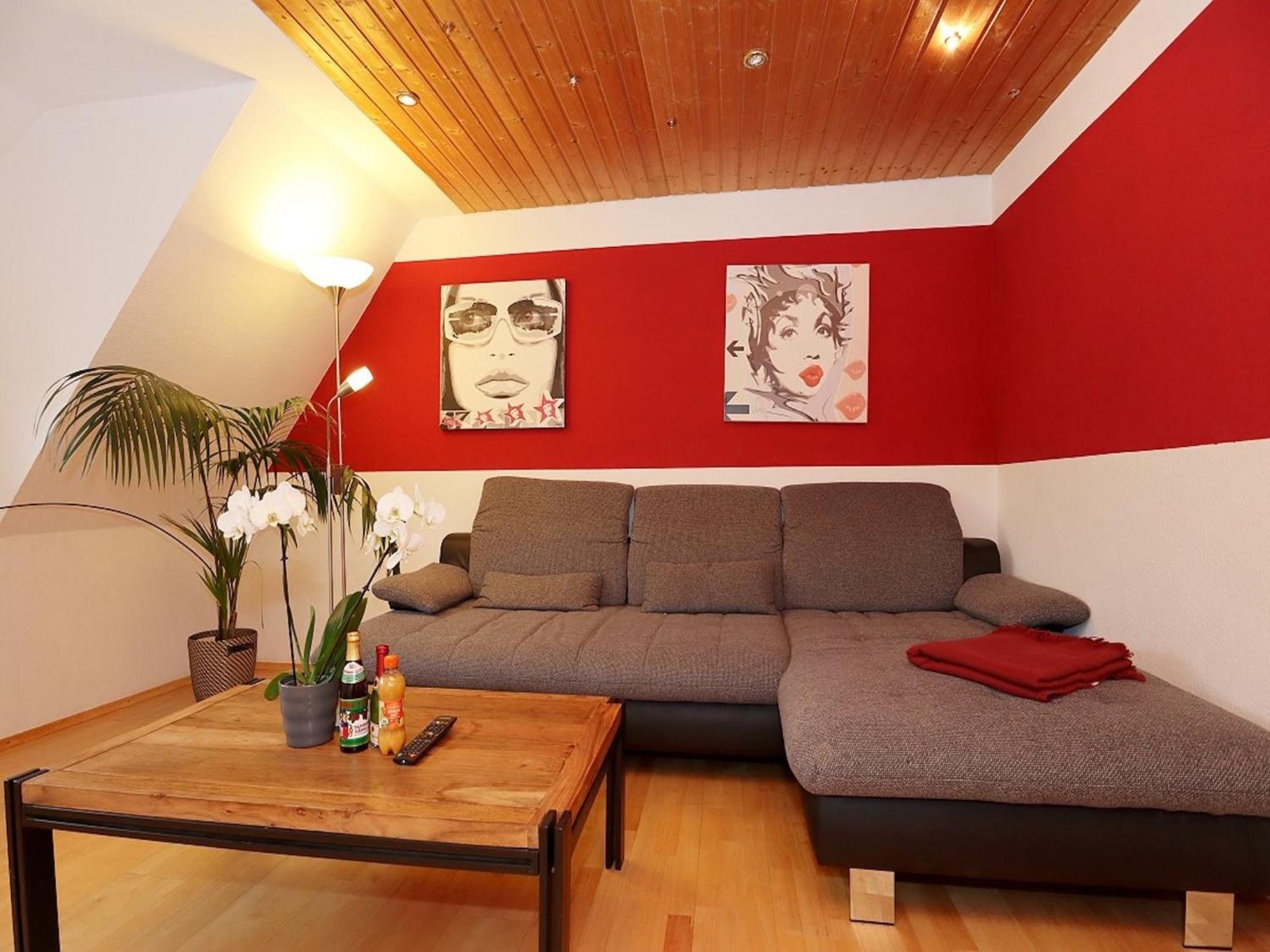Cozy Apartment In Schwenningen With Garden Villingen-Schwenningen Extérieur photo